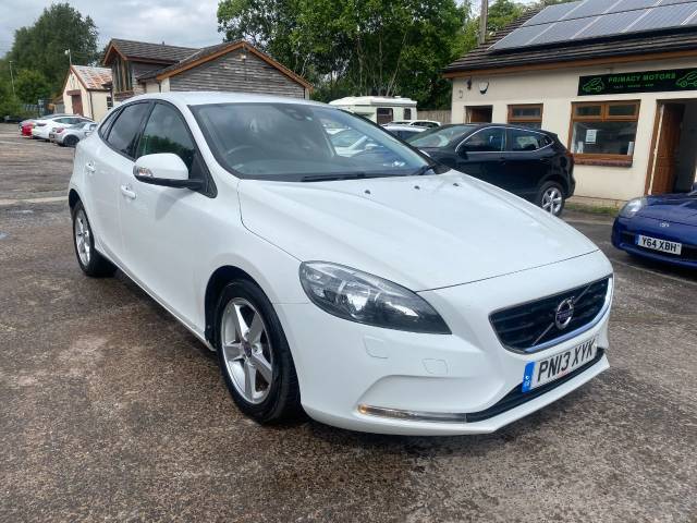 Volvo V40 1.6 T2 ES 5dr Hatchback Petrol White