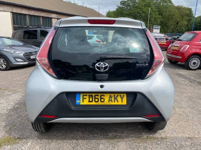 2016 Toyota Aygo 1.0 VVT-i X-Play 5dr
