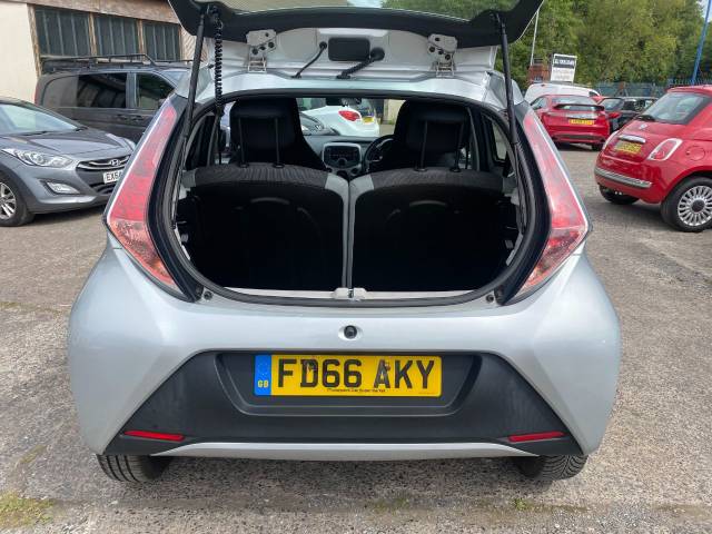 2016 Toyota Aygo 1.0 VVT-i X-Play 5dr