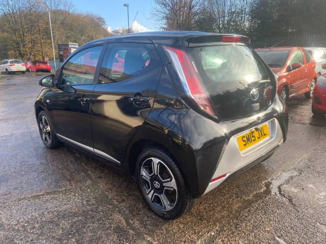 2015 Toyota Aygo 1.0 VVT-i X-Clusiv 5dr