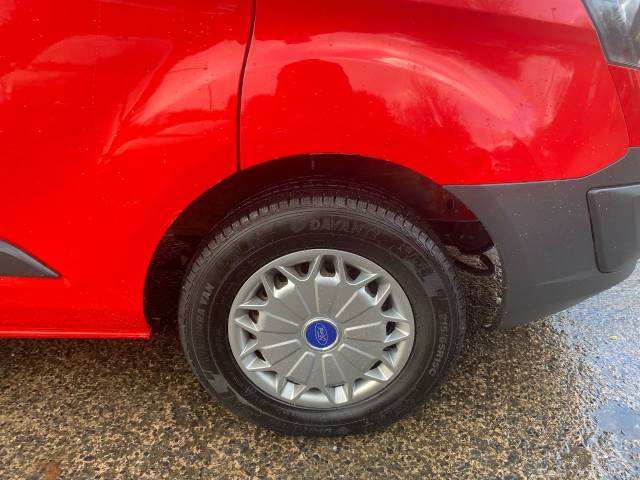 2015 Ford Transit Custom 2.2 TDCi 100ps Low Roof D/Cab Van