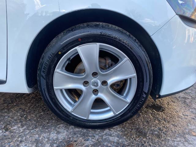 2016 Renault Clio 1.2 16V Play 5dr