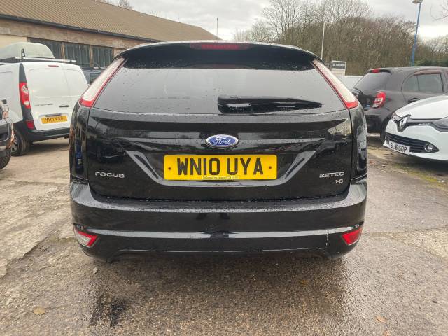 2010 Ford Focus 1.6 Zetec 5dr